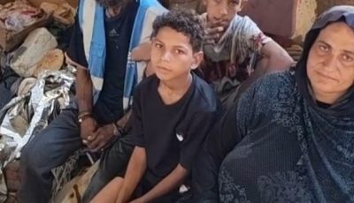 والدة علي صبي الإسماعيلية: ابني بيمسح العربيات علشان ظروفنا صعبة.. وهو نابغة وذكي ومحتاج حد يدعمه