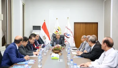 محمد شيمي يزور مركز معلومات قطاع الأعمال العام ويوجّه بوضع استراتيجية شاملة للنهوض بأدائه