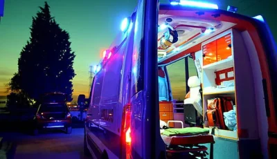 بسبب السرعة الزائدة.. وفاة شاب وإصابة آخر في حادث انقلاب دراجة نارية بالإسكندرية