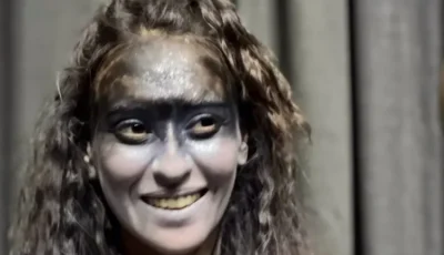 ياسمين سمير نجمة فرسان الشرق تنال شهادة تقدير بمهرجان القاهرة للمسرح التجريبي