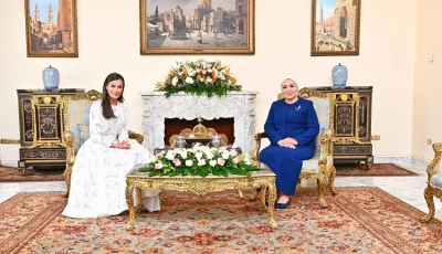 السيدة انتصار السيسي تعرب عن سعادتها لاستقبال ملكة إسبانيا