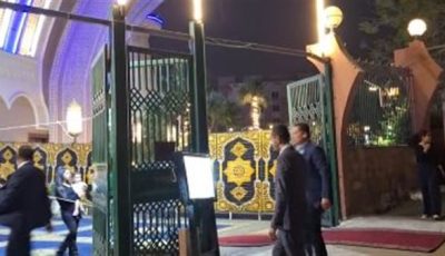 غياب نجوم الفن عن عزاء الفنان مصطفى الخضري بمسجد الشرطة| بث مباشر