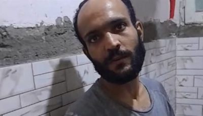قصة كفاح شاب بعد بتر ذراعه: بشتغل سباك علشان أعيل ولادي.. ونفسي أركب طرف صناعي
