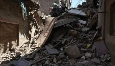 محافظ القاهرة: إخلاء السكان من عقار باب الشعرية قبل انهياره بساعات وتشكيل لجنة هندسية لفحصه