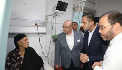 نائب وزير الصحة ومحافظ بني سويف يستمعان لمطالب المرضى بالمستشفى التخصصي والتأمين الصحي
