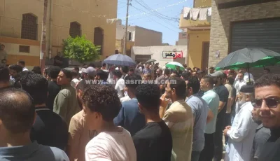 الأب وابنه في جنازة واحدة.. تشييع جثمان أب ونجله توفيا إثر حادث انقلاب سيارتهما الملاكي بترعة في كفر الشيخ (صور)