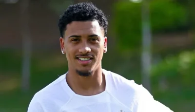 أزمة جديدة تضرب الزمالك بسبب صفقة اللاعب خوان ألفينا