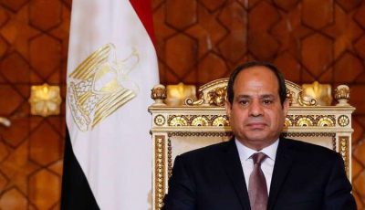 بعد الاستهزاء بها من قبل دكتور جامعي.. طالبة من ذوي الهمم تناشد الرئيس السيسي: أولادك بيتم التنمر عليهم