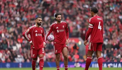 بمشاركة محمد صلاح وصناعته.. ليفربول يفوز على إيفرتون 2-1 بالدوري الإنجليزي