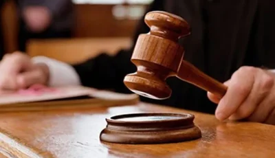 اقتحموا منزله وتعدوا عليه بالضرب.. تأجيل محاكمة 8 متهمين بإنهاء حياة موظف بكفر الشيخ