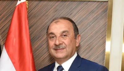 وزير قطاع الأعمال العام يجتمع برؤساء شركات القابضة للسياحة والفنادق