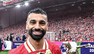 محمد صلاح يرد على تغريدة مثيرة للجدل بشأن صفقات ليفربول: “احتفلوا دون التقليل من الأبطال”