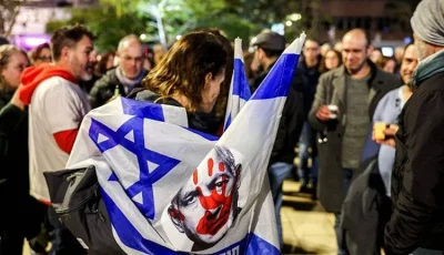 عائلات الأسرى الإسرائيليين تدعو للتظاهر بالنعوش أمام مقر إقامة نتنياهو