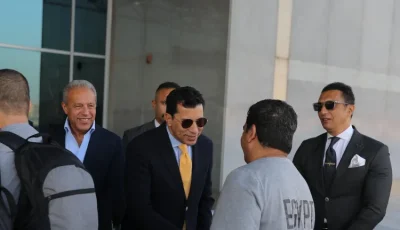 وزير الرياضة في استقبال بعثة منتخب مصر بعد وصولها من بوركينا فاسو