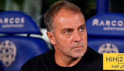 فليك يوجه رسالة صارمة للاعبي برشلونة