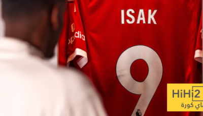 إرث ثقيل لإيزاك.. نجوم ارتدوا الرقم 9 في ليفربول