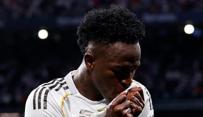 فينيسيوس يوقع مع 33 لاعبا لناديه البرتغالي!