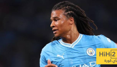 صراع ثلاثي على ناثان أكي