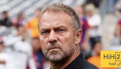 ثلاثي برشلونة الشاب يحاول خطف أنظار هانز فليك