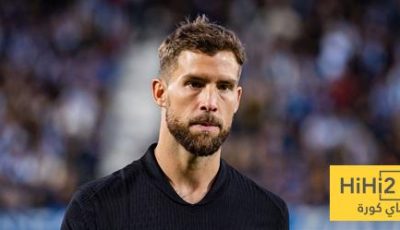 حقيقة تعاقد برشلونة مع بديل لإينيغو مارتينيز!