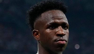 لاعب ريال مدريد وراءغضب فينيسيوس في مباراة كيرات ألماتي!